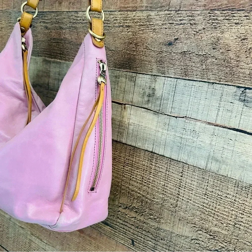 Hobo International Delilah Pink Leather Shoulder Convertible Bag - Picture 4 of 12